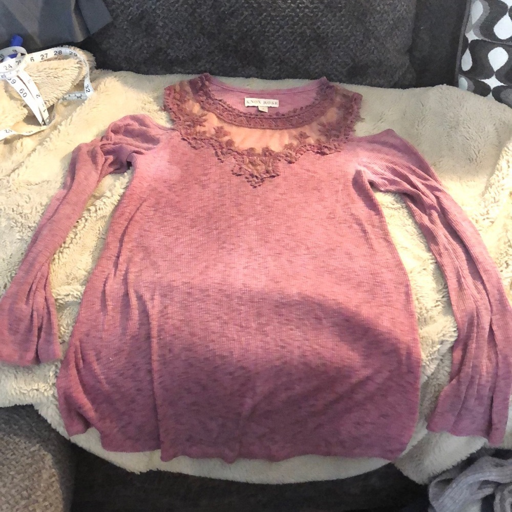 🎉4 for $20 Knox Rose Cold Shoulder Long Sleeve Top, size small